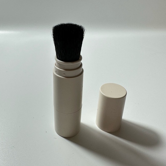 Makeup Violette Fr Frange Puff Poshmark